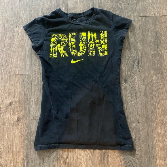 Nike Tops - Nike Tee T-shirt Women's small Round Neck RUN slim fit s black bright swoosh